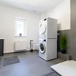 Fewomo, Mosel Maisonette, Mit Terrasse & Winzerflairallee, Fuer 6 Perfekt, Fuer 8 Geeignet * Brauneberg