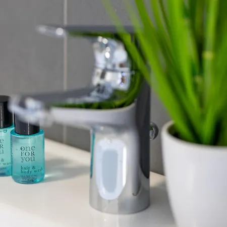 Fewomo, Mosel Maisonette, Mit Terrasse & Winzerflairallee, Fuer 6 Perfekt, Fuer 8 Geeignet *