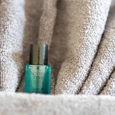 아파트 Fewomo, Mosel Maisonette, Mit Terrasse & Winzerflairallee, Fuer 6 Perfekt, Fuer 8 Geeignet *