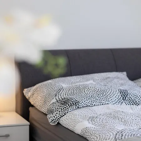 Fewomo, Mosel Maisonette, Mit Terrasse & Winzerflairallee, Fuer 6 Perfekt, Fuer 8 Geeignet Daire Brauneberg