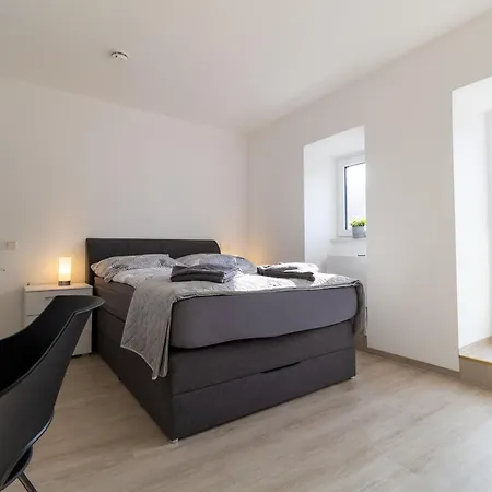 Fewomo, Mosel Maisonette, Mit Terrasse, 3 Schlafraeume ,bis Zu 8 Personen, Sauna Διαμέρισμα