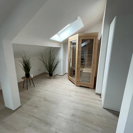Fewomo, Mosel Maisonette, Mit Terrasse, 3 Schlafraeume ,bis Zu 8 Personen, Sauna Διαμέρισμα Brauneberg