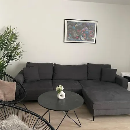 Fewomo, Mosel Maisonette, Mit Terrasse, 3 Schlafraeume ,bis Zu 8 Personen, Sauna *