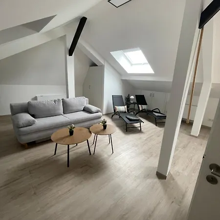 Fewomo, Mosel Maisonette, Mit Terrasse, 3 Schlafraeume ,bis Zu 8 Personen, Sauna *