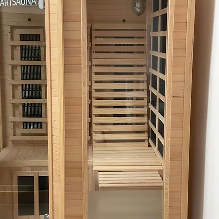 Διαμέρισμα Fewomo, Mosel Maisonette, Mit Terrasse, 3 Schlafraeume ,bis Zu 8 Personen, Sauna