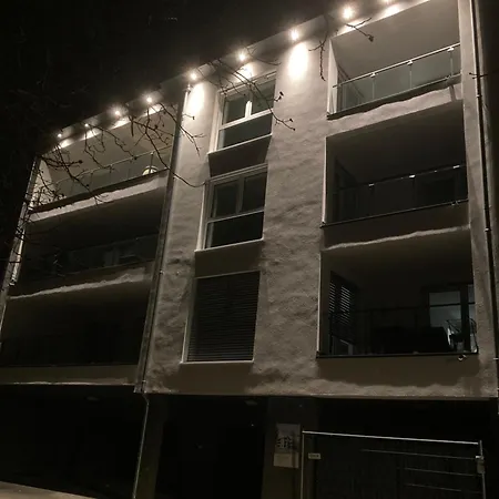 Fewomo, Mosel Maisonette, Mit Terrasse, 3 Schlafraeume ,bis Zu 8 Personen, Sauna Brauneberg