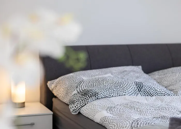 Fewomo, Mosel Maisonette, Mit Terrasse & Winzerflairallee, Fuer 6 Perfekt, Fuer 8 Geeignet Daire Brauneberg