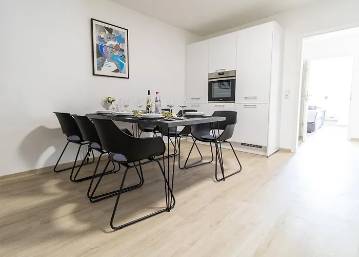 Fewomo, Mosel Maisonette, Mit Terrasse & Winzerflairallee, Fuer 6 Perfekt, Fuer 8 Geeignet 아파트